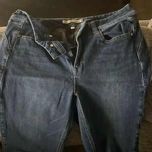Seven7 skinny jeans size 16W